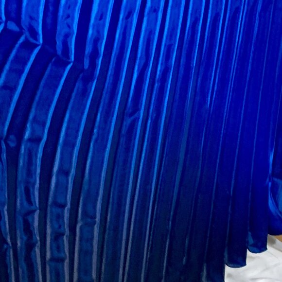 Betsy & Adam Romantic Whimsigoth Pleated Gown Regency Flowy Dress 6 Blue Black - Picture 8 of 9